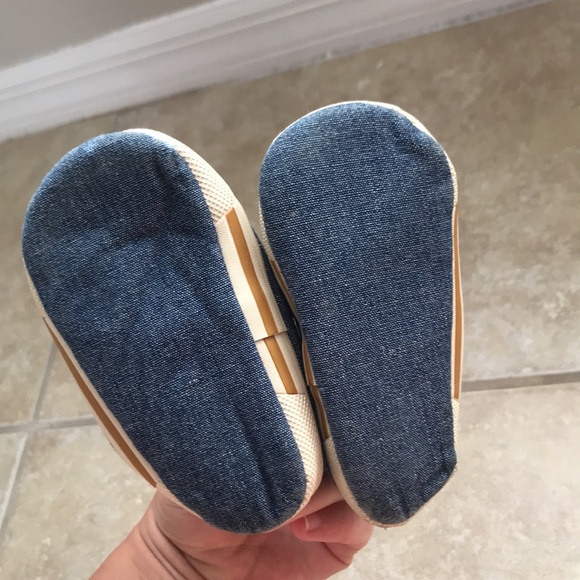 Stylish Denim Baby Walker Shoes - Picture 3 of 3